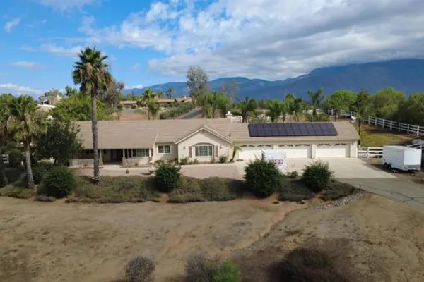 30540 PALOMAR VISTA DR