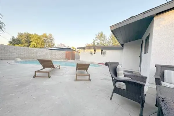 8845 MENTONE PL