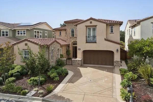 5 DUNFIRTH DR