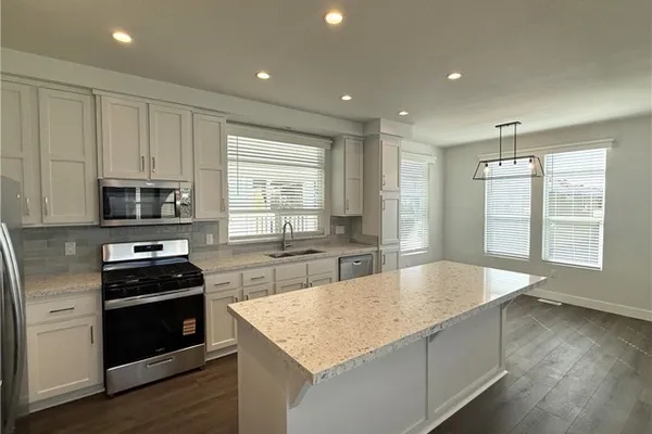 7850 SLATER AVE SPC 70