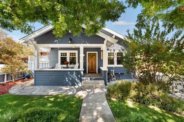 1387 HESTER AVE