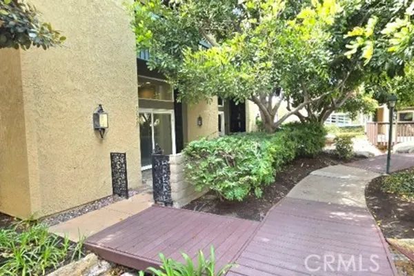 1120 PALO VERDE AVE