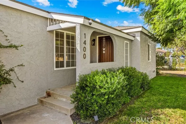 1400 SKYLINE DR