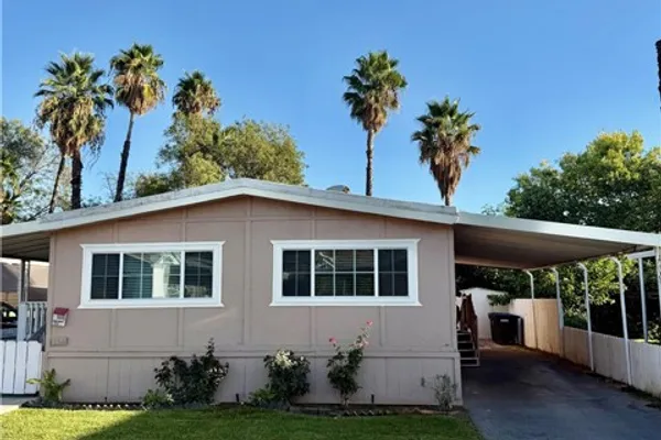 2851 S LA CADENA DR SPC 156