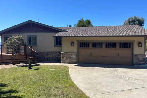3200 VALLEY VIEW CT