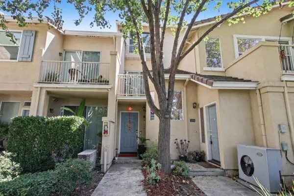 583 CITYSCAPE PL