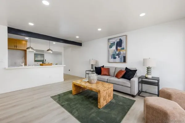 310 SAWTELLE AVE
