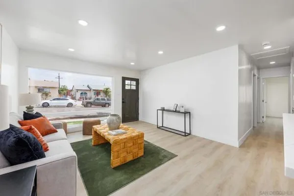 310 SAWTELLE AVE