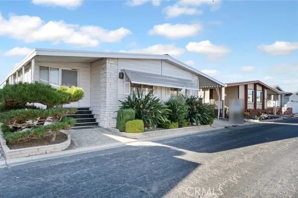 3595 SANTA FE AVE SPC 181