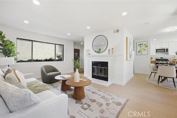 1290 ELM AVE D