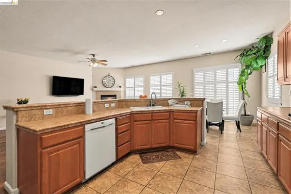 161 MONET DR