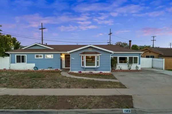 1583 JADE AVE