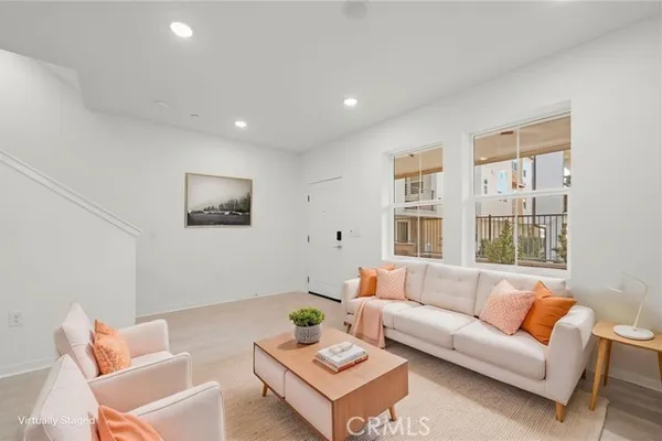 463 PARADISO PL