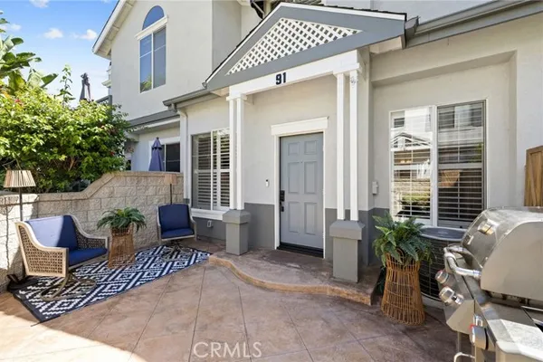 91 CARLSBAD LN