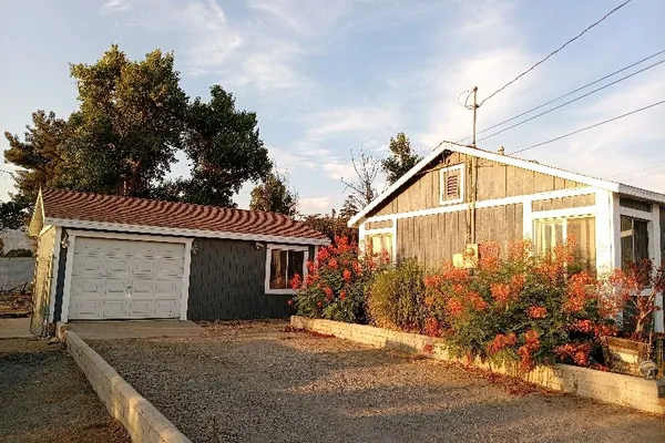 2251 NICE AVE