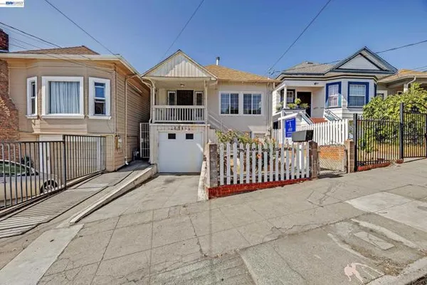 2711 13TH AVE