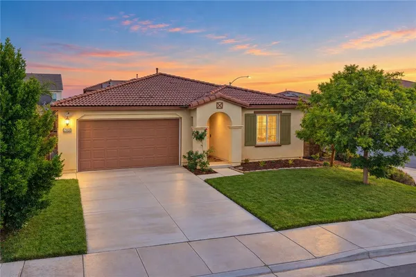 29450 WOODEN BOAT DR