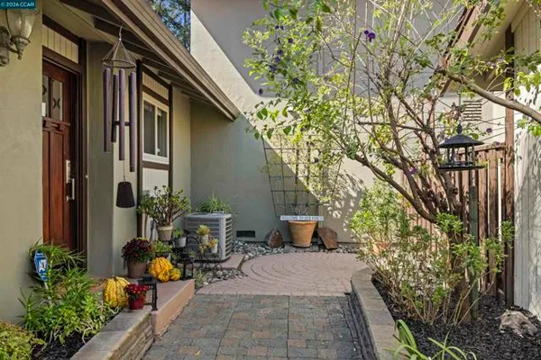 2001 COUNTRYWOOD CT