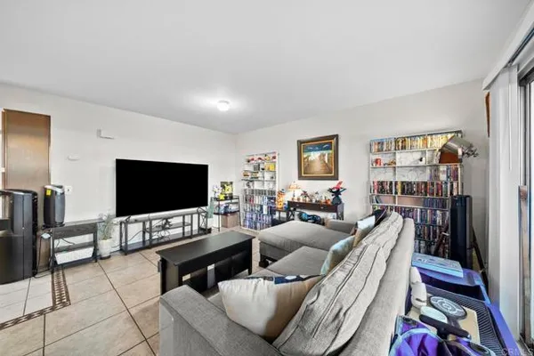 475 N MIDWAY DR 153