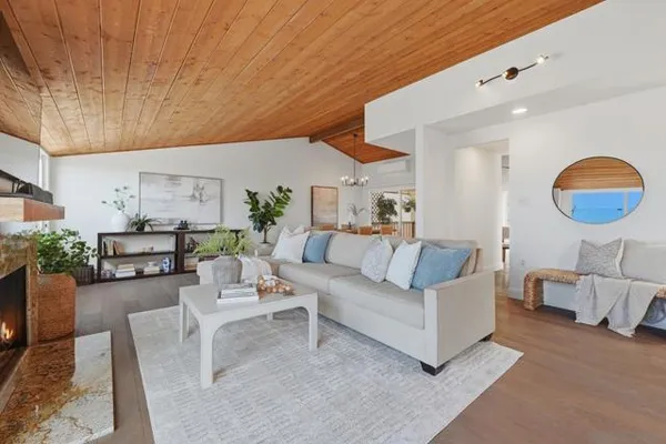 533 S SIERRA AVE 135