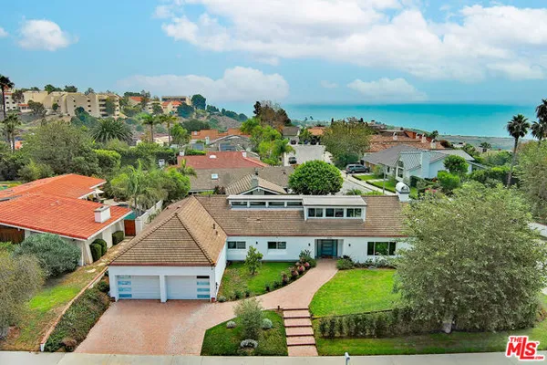 3536 MALIBU COUNTRY DR