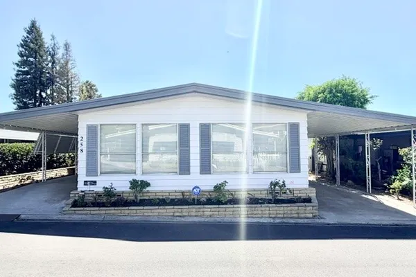 3850 ATLANTIC AVE SPC 258