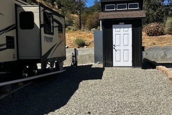 657 LEBEC RD SPC 58