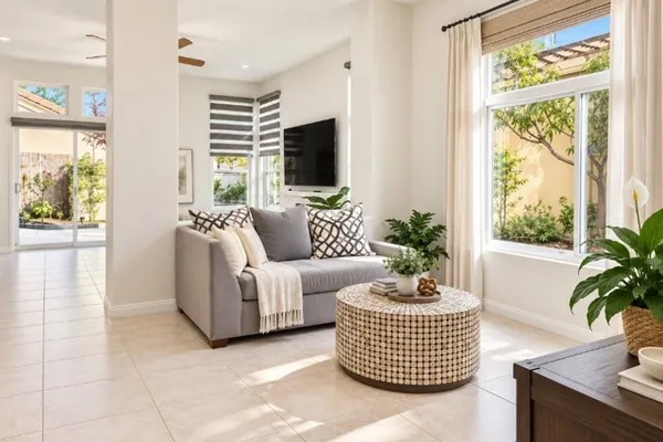 10884 KIMBALL PL