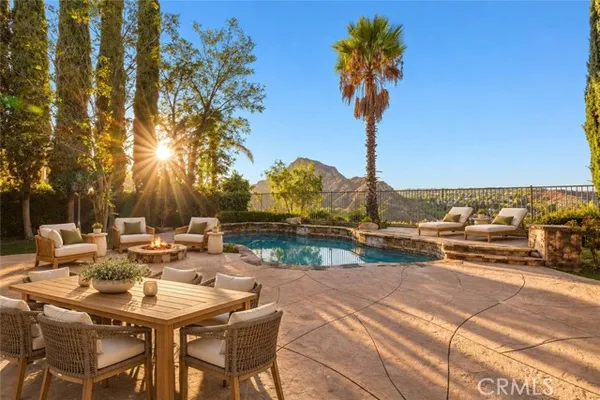 25501 MAGNOLIA LN