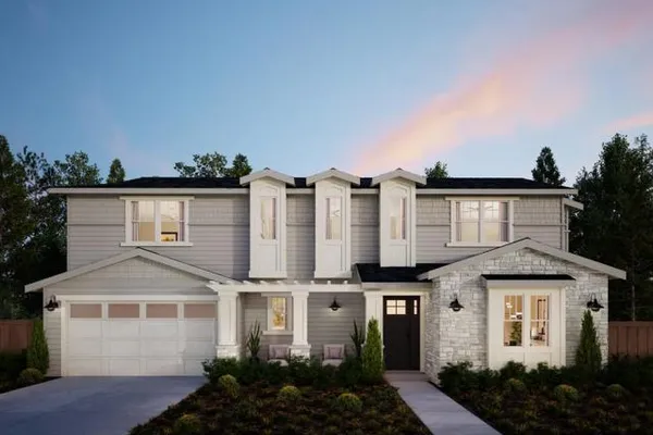 670 LA MESA DR