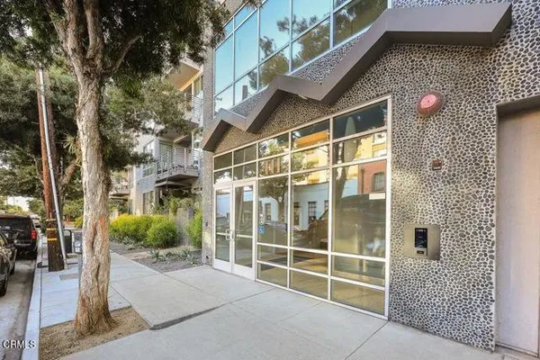 111 S DE LACEY AVE 409