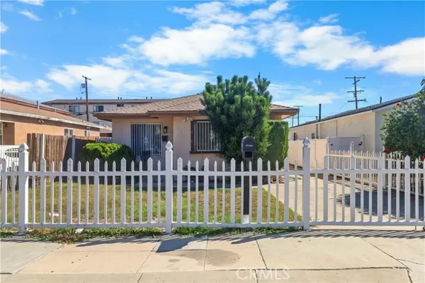 13114 CORDARY AVE