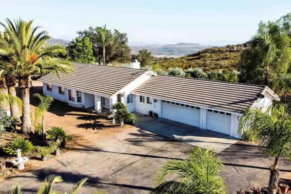 19363 ELIZABETH DR