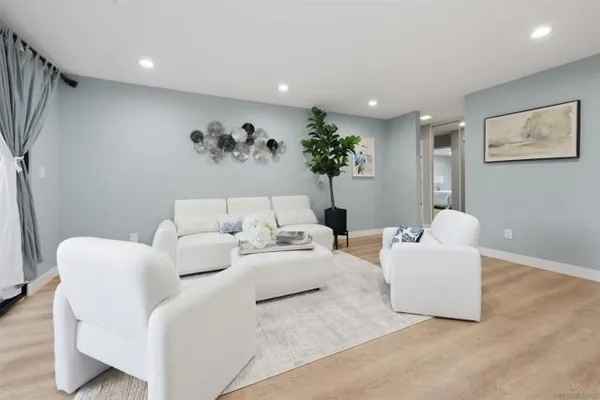 11156 KELOWNA RD 55