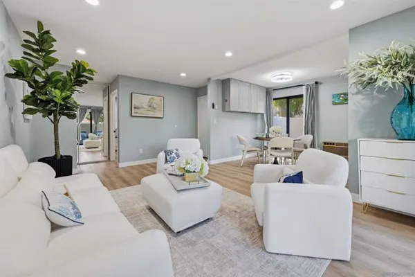 11156 KELOWNA RD 55