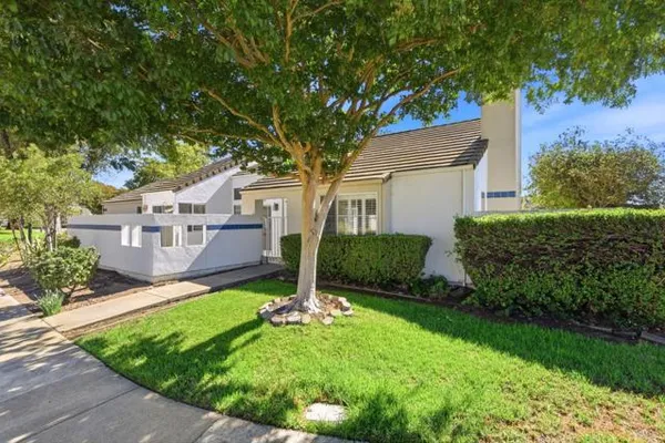 1205 KELLY PARK CIR