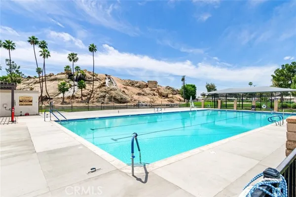 5001 W FLORIDA AVE SPC 724