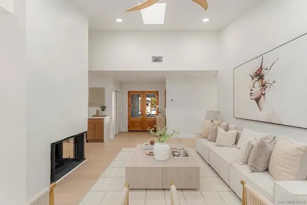 13452 PORTOFINO DR