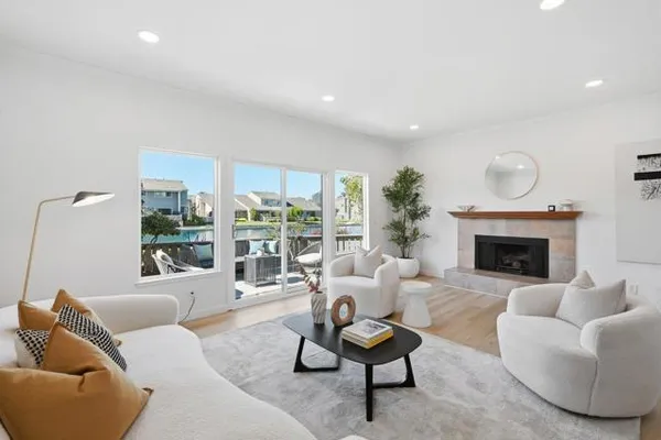 810 ANDROMEDA LN 20