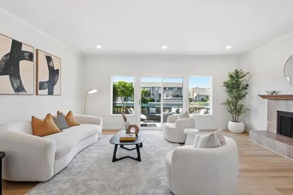 810 ANDROMEDA LN 20