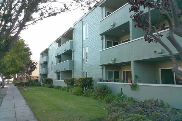 325 KITTY HAWK RD 304