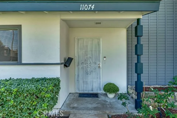 11074 KIBBINS CIR
