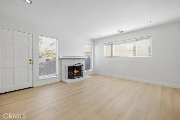 14719 ZINNIA CT