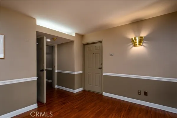 35 LINDEN AVE 202