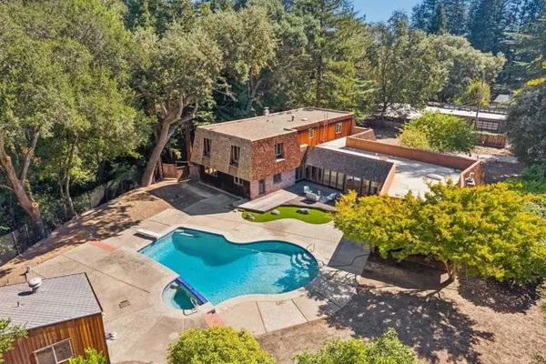 3686 HAPPY VALLEY RD