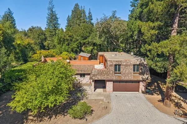 3686 HAPPY VALLEY RD
