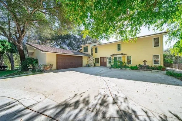 1841 TECALOTE DR