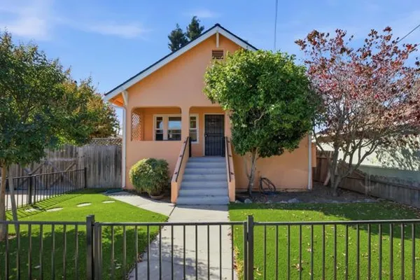 108 BONITA AVE