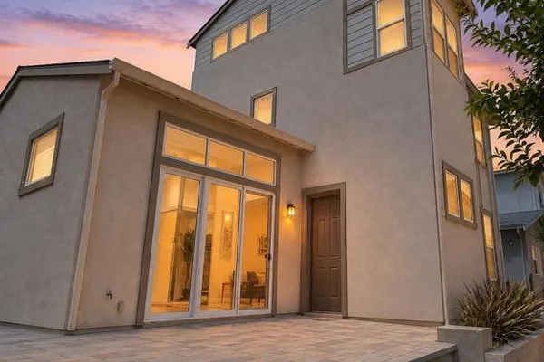 4398 HEALDSBURG WAY