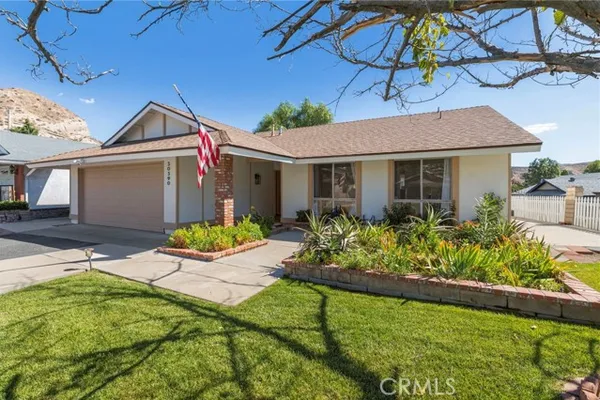 30390 HONEYSUCKLE HILL DR
